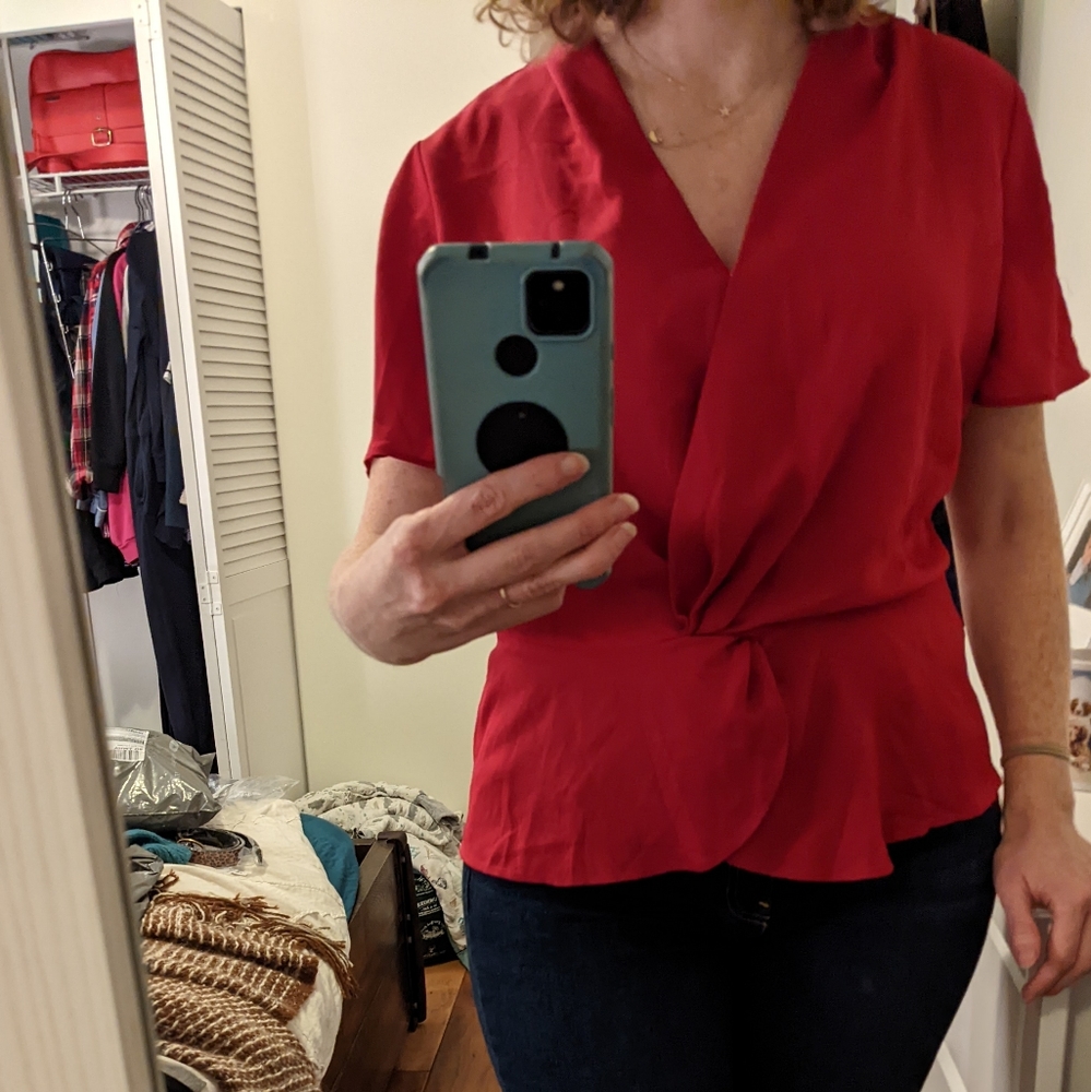 Perfect Christmas blouse! Red Short Sleeve Blouse